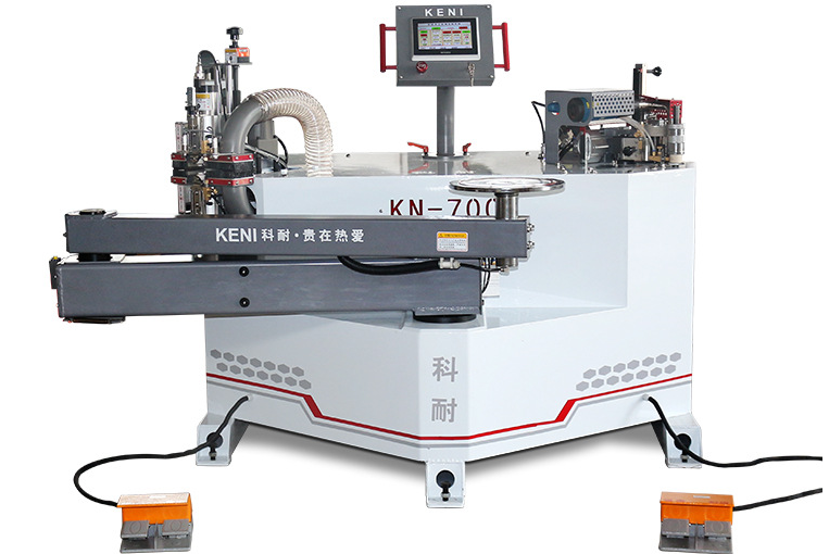 Manual edgebander with top bottom trimming 
Max working length 3 meters